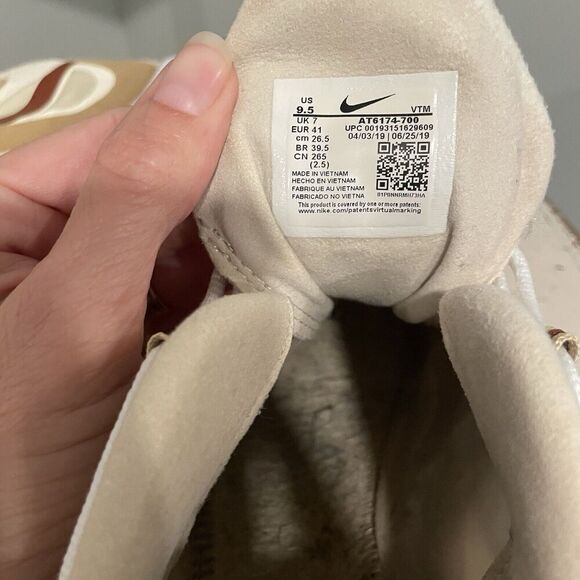 Nike Air Max 270 React Running Shoes Team Gold Red AT6174-700 Women's Sz 9.5 - Picture 8 of 9